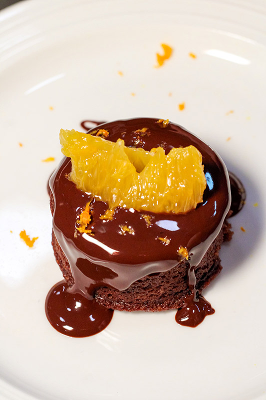 Chocolate coulant with orange